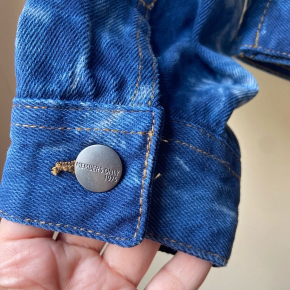 New Members Only Looney Tunes ACME Denim Jacket Bleach Tie Dye Acid Wash Large - Picture 10 of 16